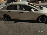 هوندا سيفيك – 8,000 ريال قطري قابل للتفاوض | إطارات جديدة | زر تشغيل